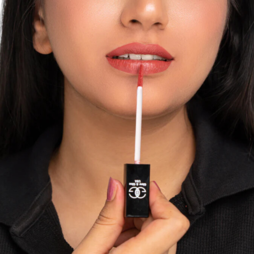 Glow and Glee 306 Magic Kiss Lip Gloss - Unleash Your Inner Glow - Image 2